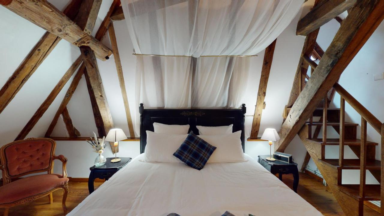 Chateau Porthos Tranquillite Des Pyrenees Lanne-en-Baretous Exterior foto